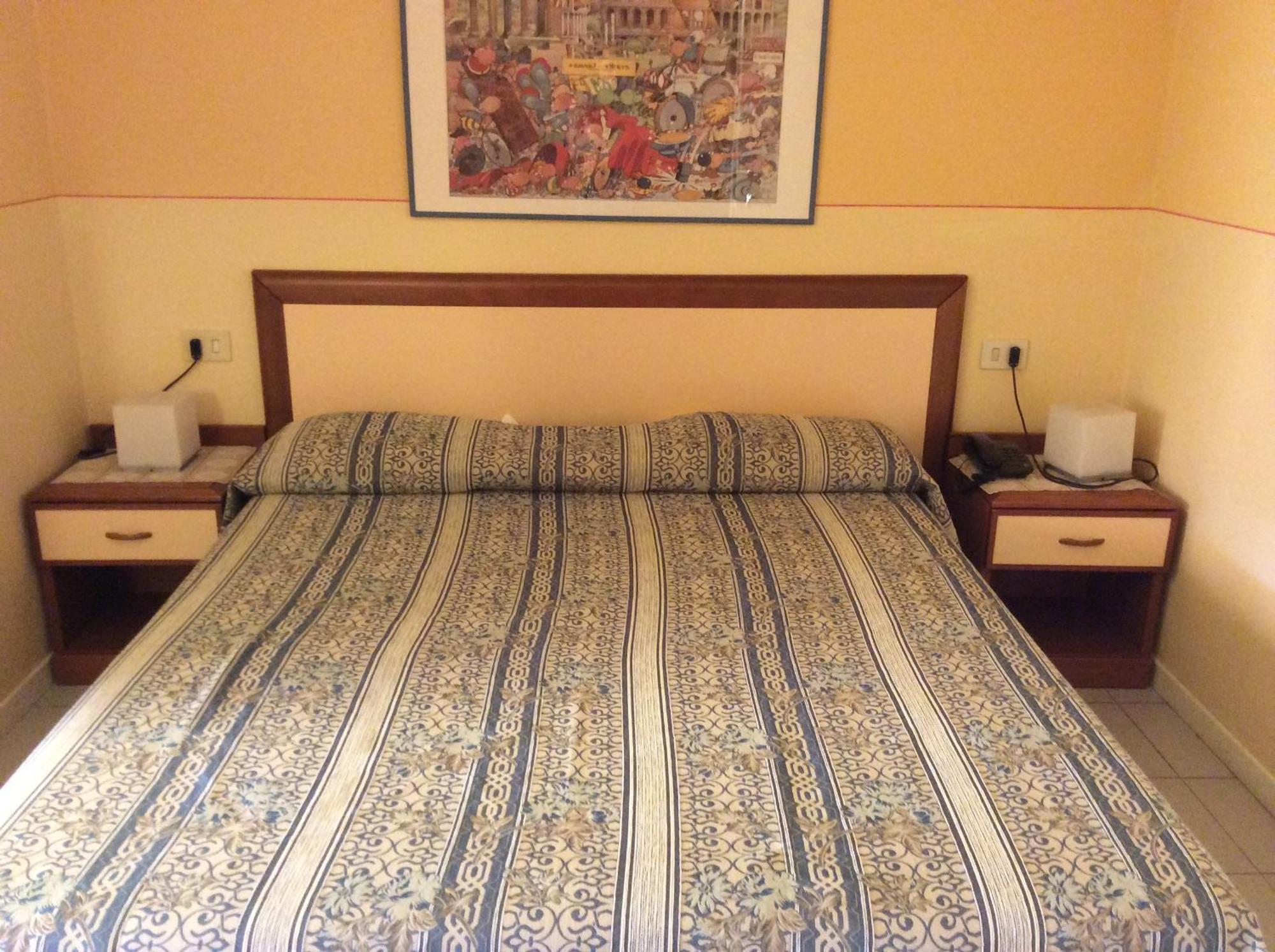 Hotel Le Ginestre Lido di Camaiore Buitenkant foto
