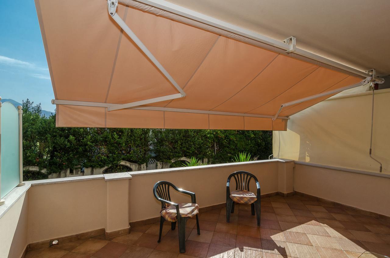 Hotel Le Ginestre Lido di Camaiore Buitenkant foto